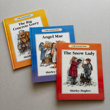 Load image into Gallery viewer, Shirley Hughes Vintage Bunde Hardback Books
