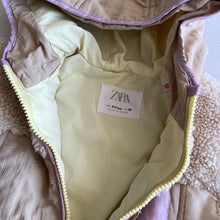 Load image into Gallery viewer, Zara Colour Block Sherpa Jacket - 2-3 years

