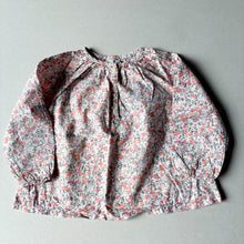 Load image into Gallery viewer, Bout’Chou Floral Blouse - 12-18 months
