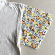 Load image into Gallery viewer, Vintage Adam’s T-Shirt - 5-6 years
