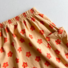 Load image into Gallery viewer, Emile &amp; Ida Flower Skirt - 6 years

