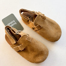 Load image into Gallery viewer, Zara Brown Mules - UK8
