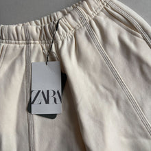Load image into Gallery viewer, Zara Cream Joggers - 6 Years BNWT
