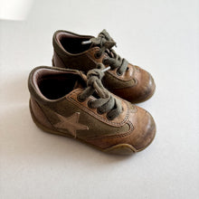 Load image into Gallery viewer, Bisgaard Shoes - EU20 / UK4
