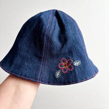 Load image into Gallery viewer, Oshkosh Y2K Bucket Hat - 2-4 years
