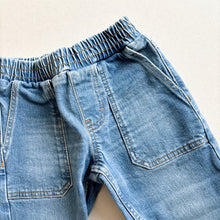 Load image into Gallery viewer, Mini Boden Jeans - 4 years
