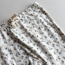 Load image into Gallery viewer, Buck &amp; Baa Leggings - 6-7 years
