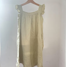Load image into Gallery viewer, Nellie Quats Green Linen Oversized Dress - 6 years - BNWT
