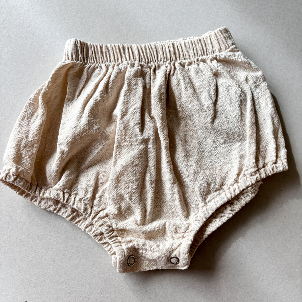 Bebe Holic Cream Bloomers - 6-12 months