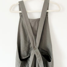 Load image into Gallery viewer, Gray Label Dungarees - 5-6 years
